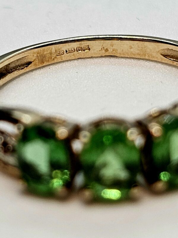 Peridot Trilogy Gold Ring - Image 3