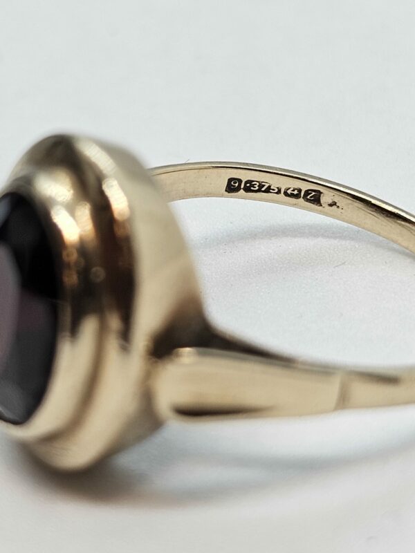 Gold Garnet Signet Ring - Image 4