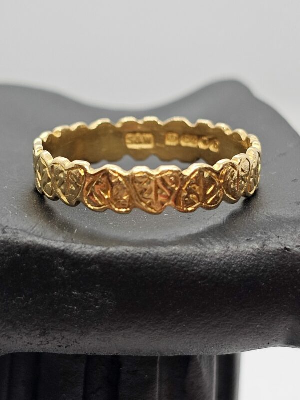 22ct Gold Band