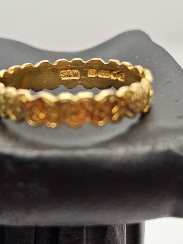 22ct Gold Band - Image 3