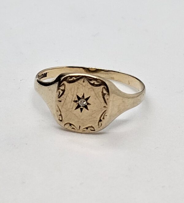 Gold Signet Ring