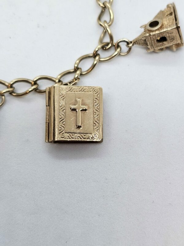 9ct Gold Charm Bracelet - Image 9