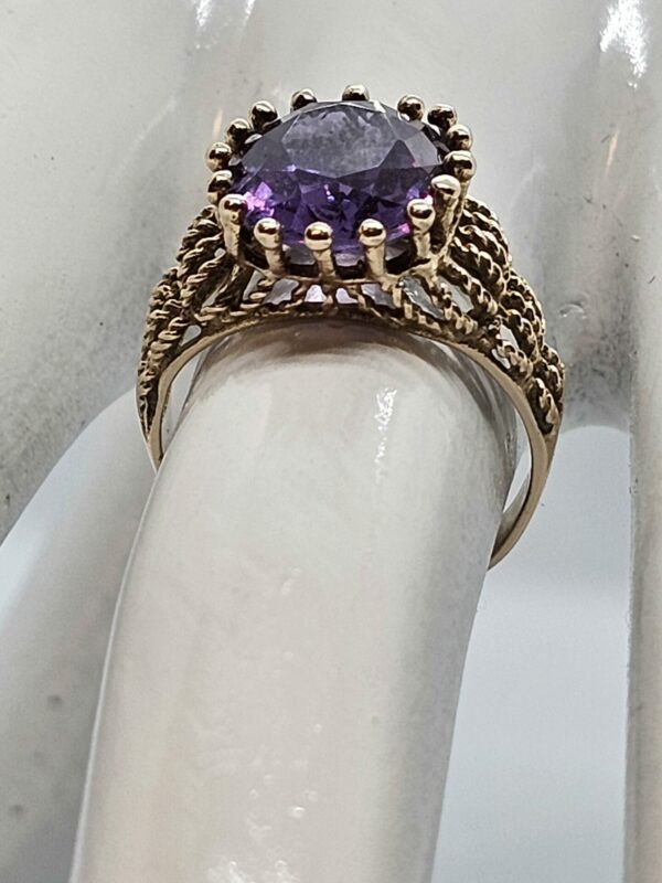 Synthetic Alexandrite Gold Ring - Image 6