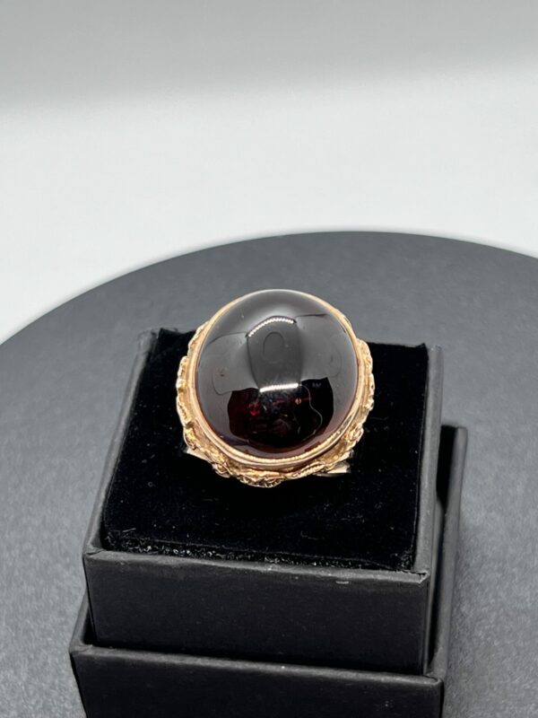 Cherry amber unisex signet ring - Image 4