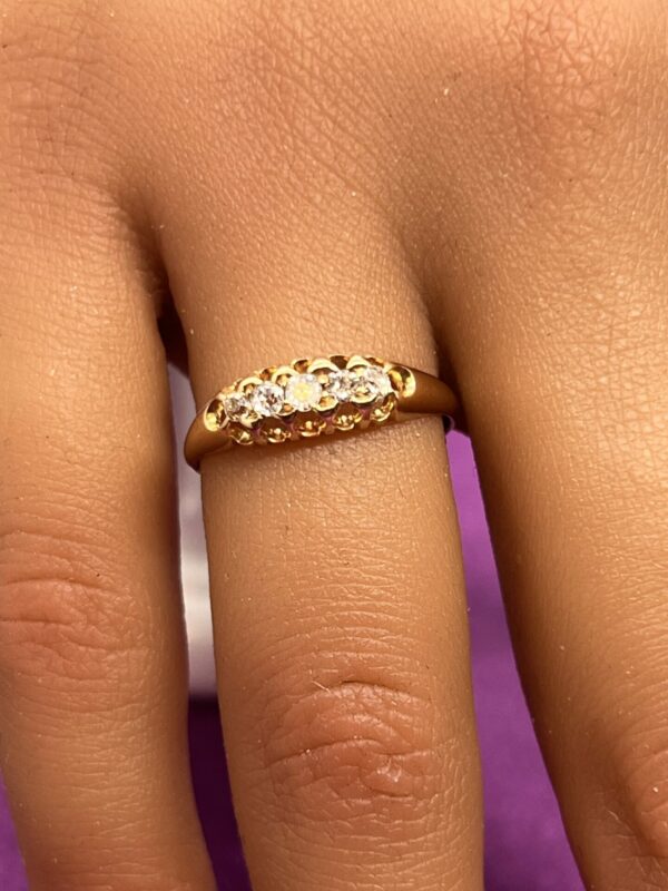 18ct gold diamond ring vintage