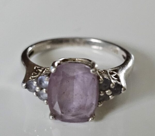 Silver pale Purple stone ring