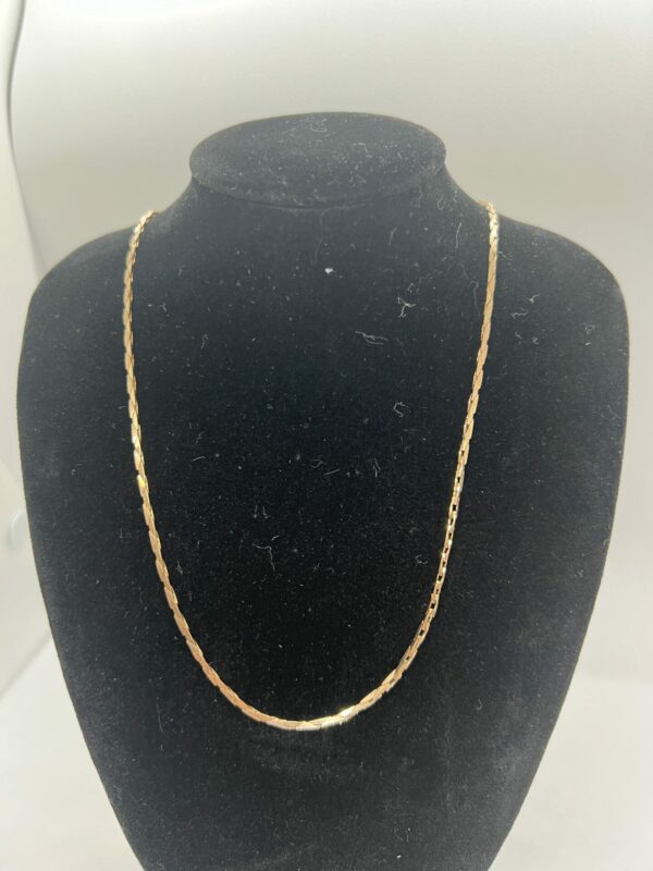 18 inch 9ct gold ladies chain necklace