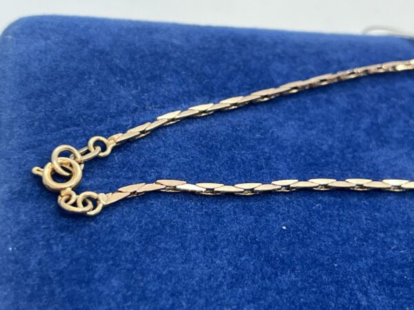 18 inch 9ct gold ladies chain necklace - Image 4