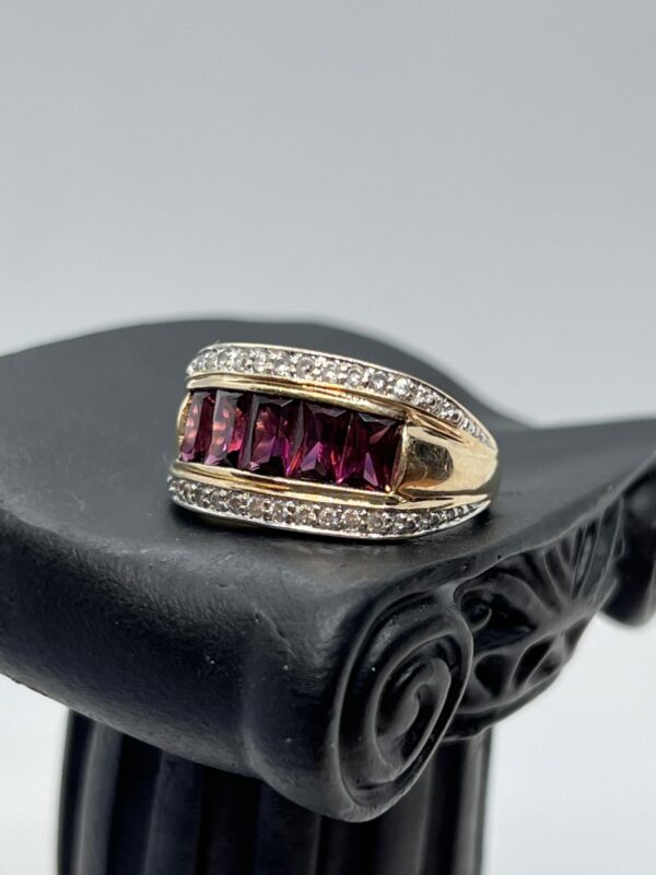 9ct gold amethyst and diamond ladies dress ring - Image 2