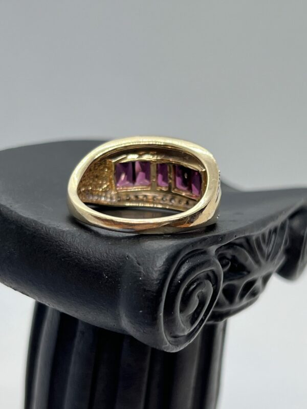 9ct gold amethyst and diamond ladies dress ring - Image 3