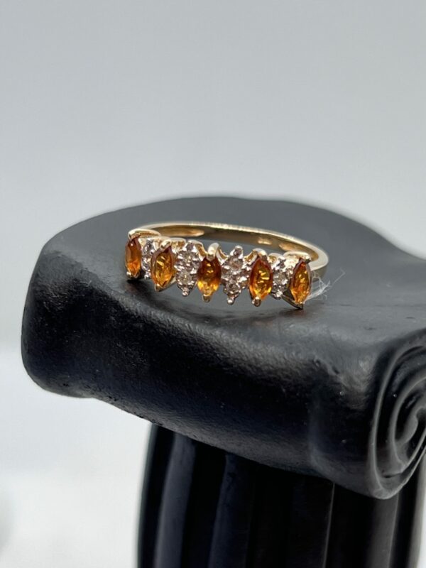 9ct gold diamond and citrine ladies dress ring - Image 2