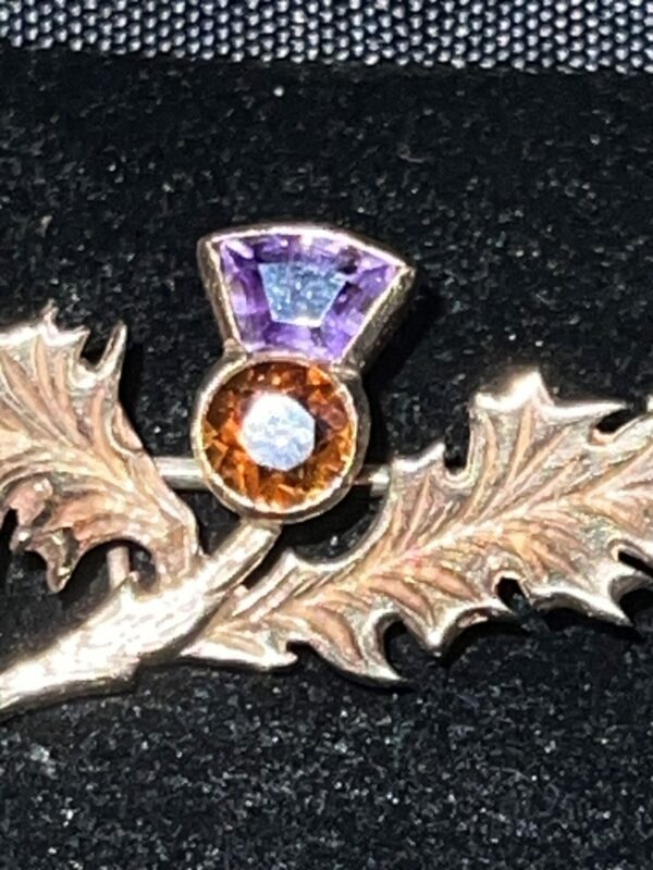 9ct gold amethyst and citrine thistle brooch - Image 3