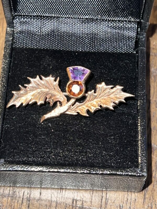 9ct gold amethyst and citrine thistle brooch - Image 4