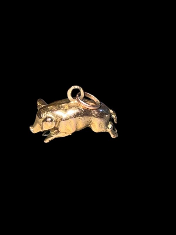 9ct gold pig charm pendant