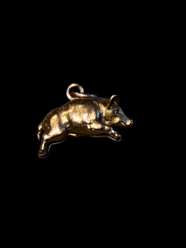 9ct gold pig charm pendant - Image 3