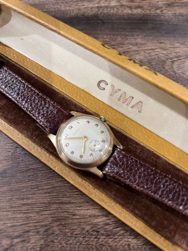 Cyma gents 9ct gold watch