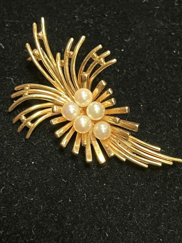 Abstract 9ct gold and Pearl brooch