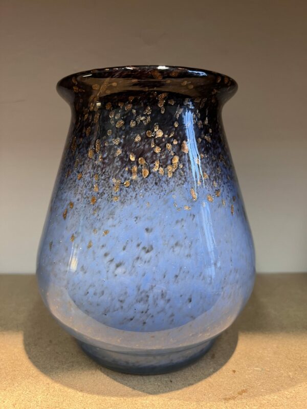 Monart shape RA Scottish glass vase - Image 2