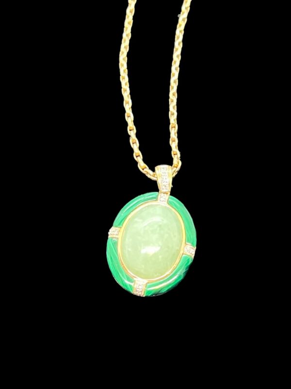 Jade and malachite 9ct gold pendant and chain