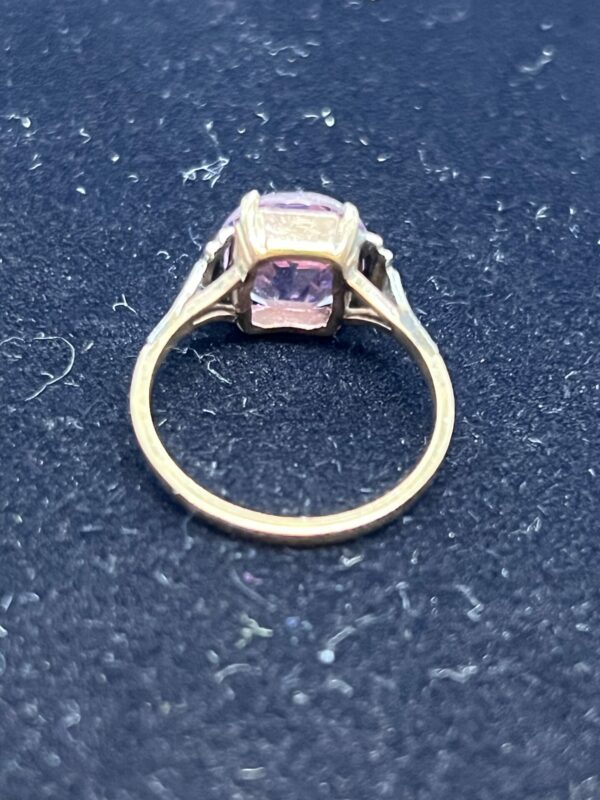 9ct gold and amethyst dress ring - Image 4