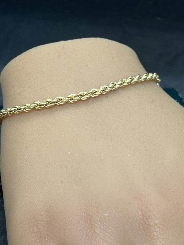 Lightweight 9ct gold rope chain bracelet