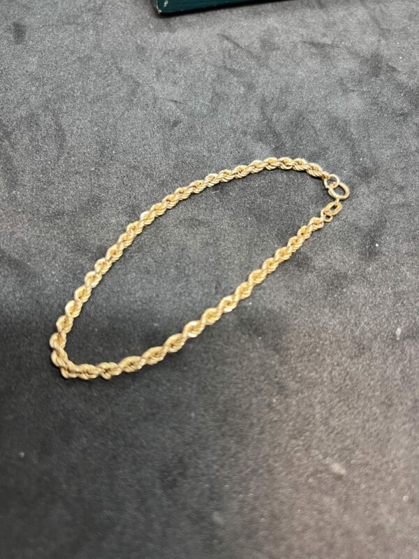 Lightweight 9ct gold rope chain bracelet - Image 2