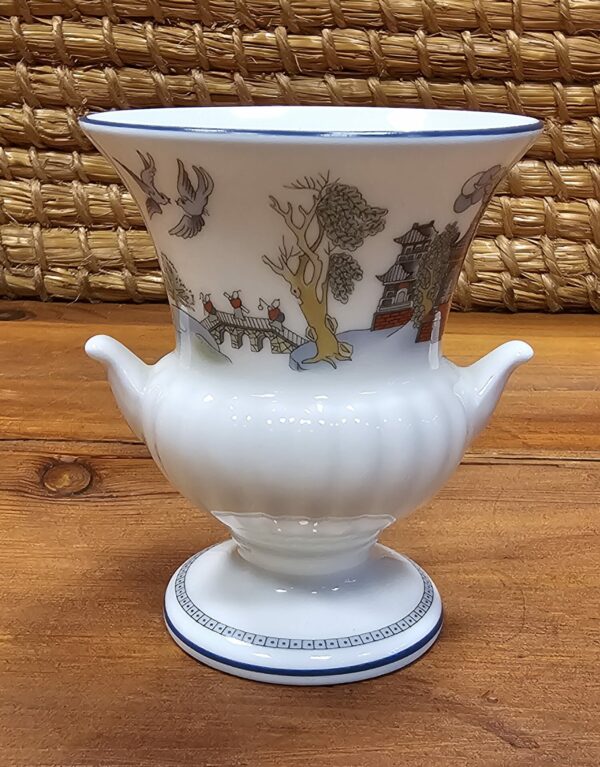 Wedgwood Chinese Legend Bone China Urn Shaped Mini Bud Vase