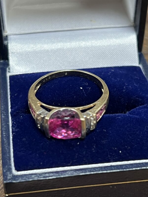 Pink sapphire and diamond - Image 8