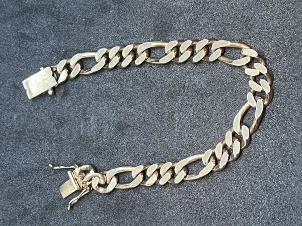 9ct gold curb bracelet - Image 4