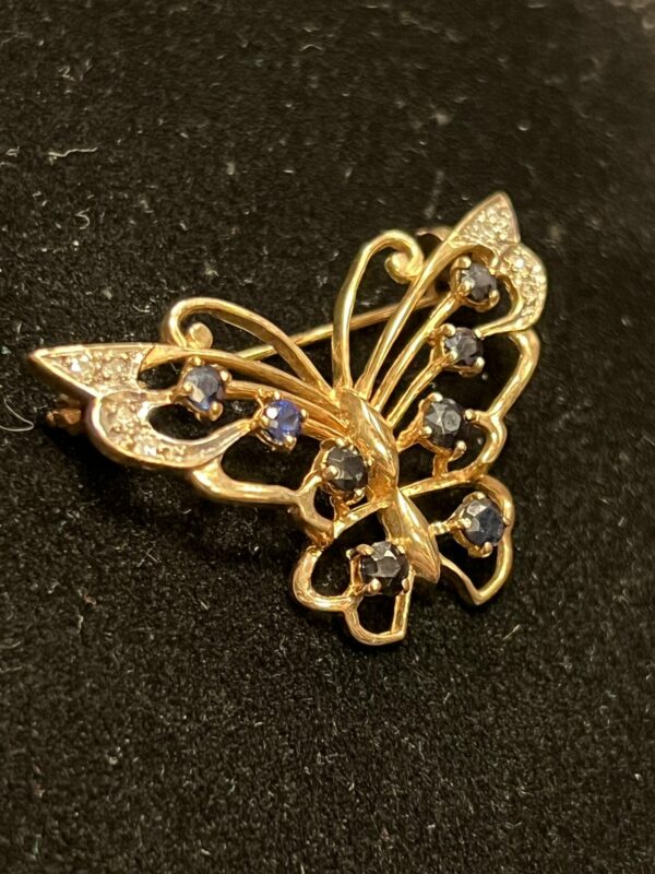 9ct gold diamond and sapphire butterfly brooch - Image 2