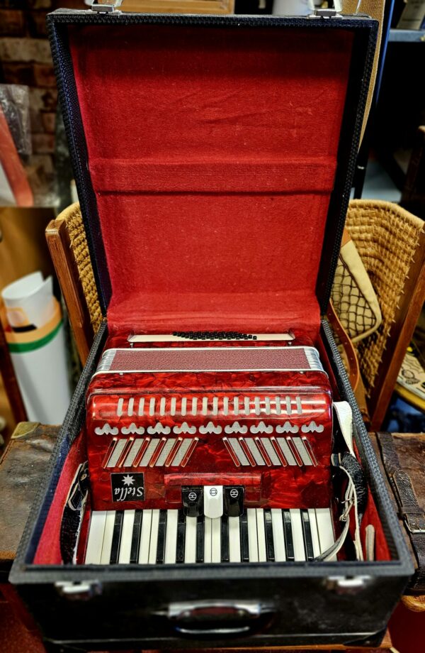 Stella Accordion - Image 3