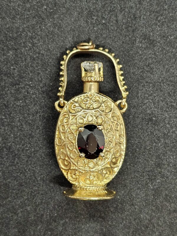 9Carat Yellow Gold Garnet Perfume Bottle Pendant