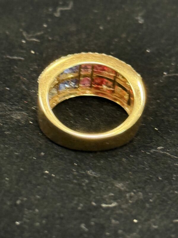 9ct gold rainbow sapphire eternity ring - Image 4