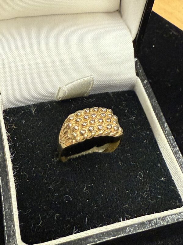 Ladies Childs 9ct gold keeper ring - Image 3