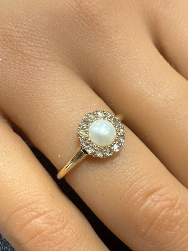 18ct gold antique pearl and diamond ring - Image 2