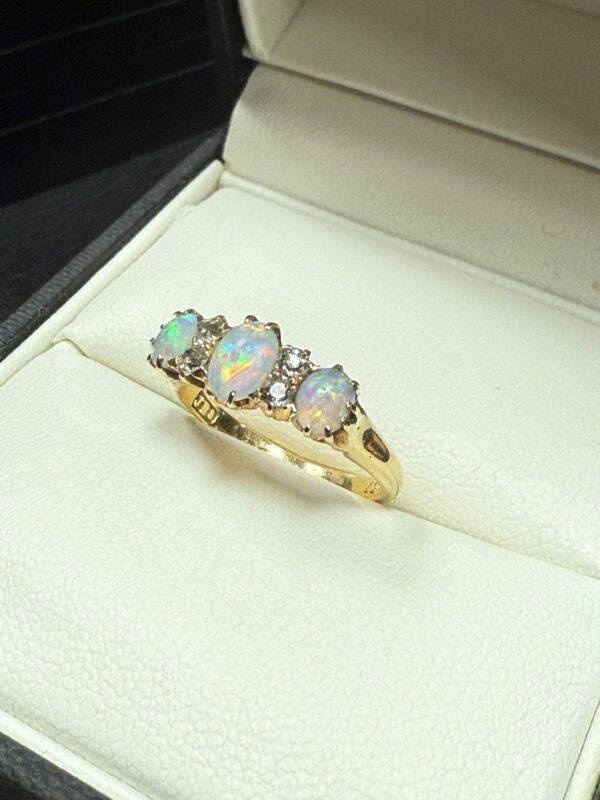 Antique 18ct gold opal and diamond ring - Image 4