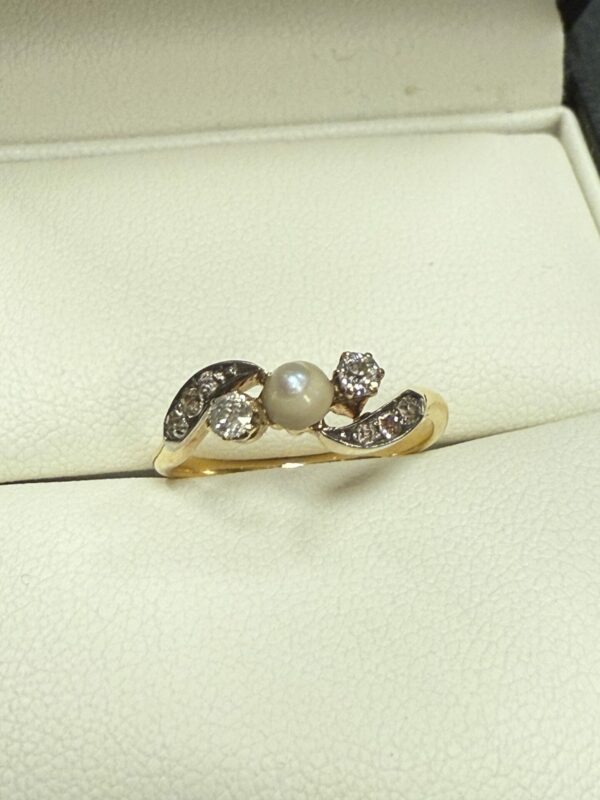 Antique diamond and pearl 18ct gold ring - Image 3